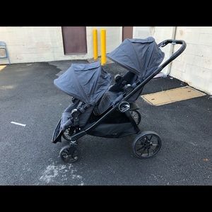 City select lux by baby jogger in granite